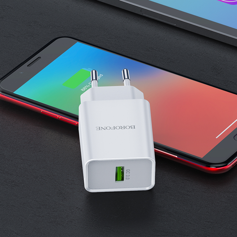 Borofone fali töltő BN5 Jingrui - USB - QC 3.0 18W fehér