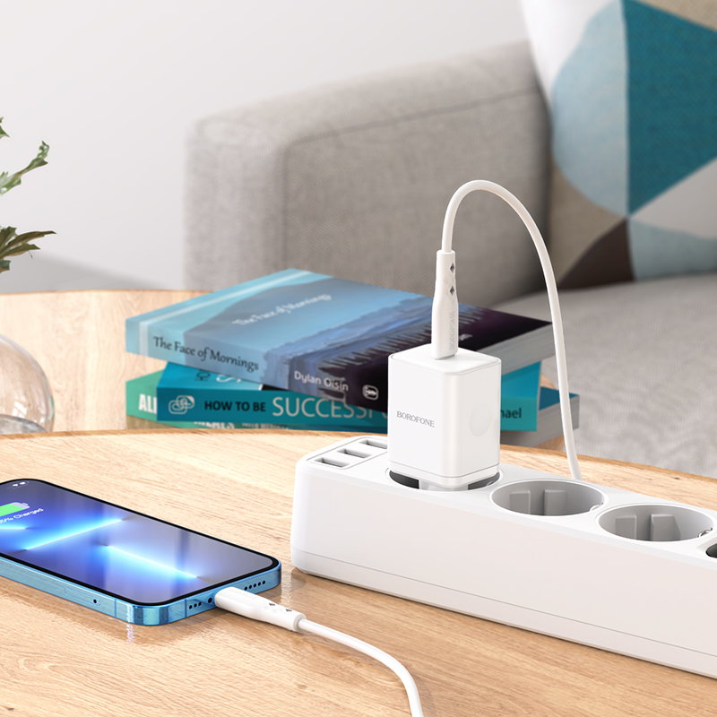 Borofone fali töltő BN6 Field - Type C - QC 3.0 PD 20W fehér