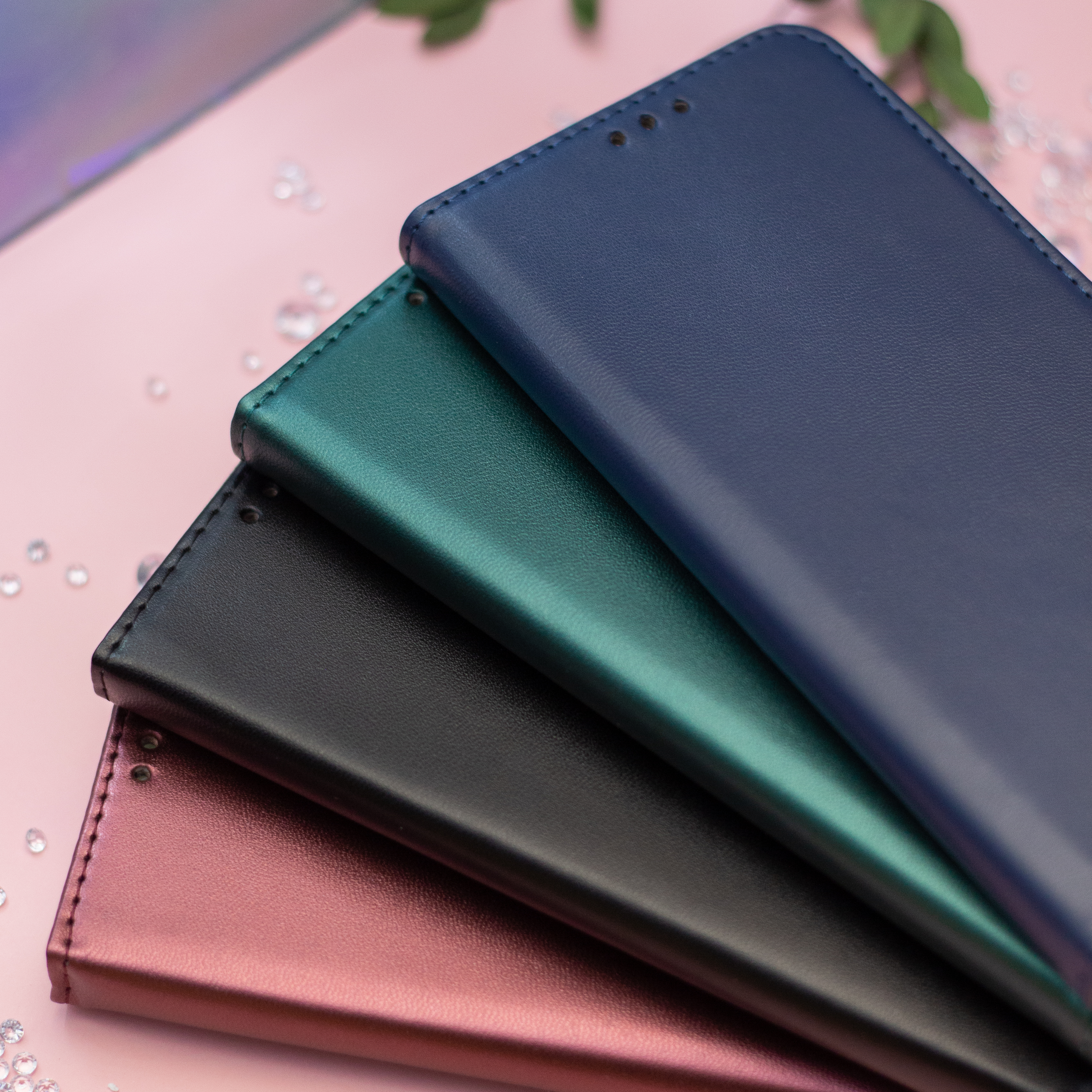 Xiaomi Redmi A5 Global (173,45 x 79,35 x 8,45) sötétzöld mágneses könyvtok bőr hatású, SMART